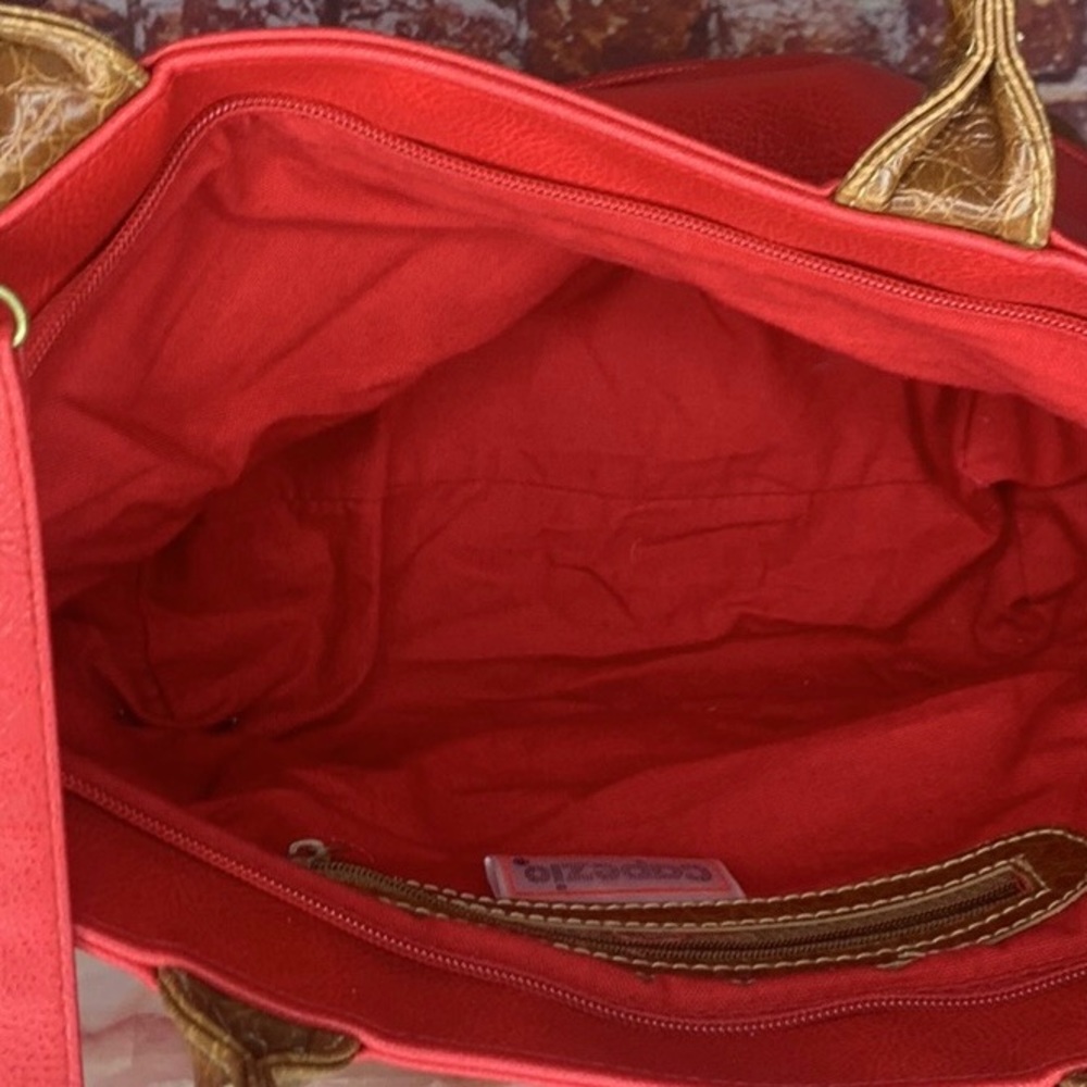 Vintage Y2K Capezio Cherry Red Large Convertible Crossbody Bag - Picture 10 of 12